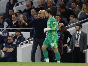 Kiper Cadangan Man City Itu Dipuji Begini oleh Guardiola