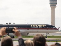 Breaking: Jet Pribadi Donald Trump Tabrakan di Florida AS