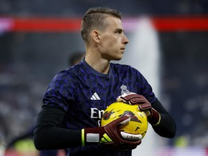 Kiper Madrid Akan Pergi Cuma-cuma Musim Depan?