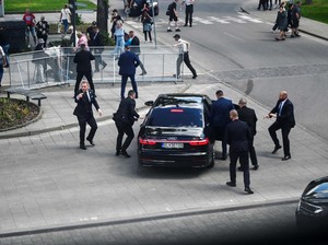 5 Fakta Penembakan PM Slovakia, Reaksi Pengawal Dikecam