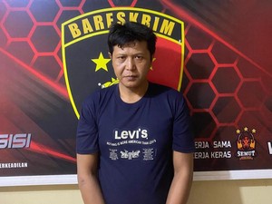 Dituding Suka Bergosip, IRT di Mura Bonyok Kena Tendangan Terbang Tetangga