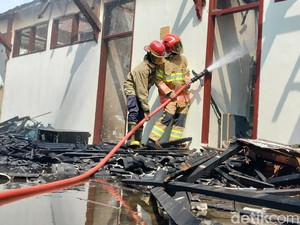 Kebakaran Kantor Bank Pelat Merah di Bojonegoro Ludeskan Gudang Arsip