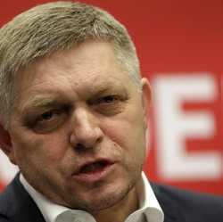 PM Slovakia Ditembak Brutal 5 Kali, Ini Kondisi Terbarunya & Pelaku
