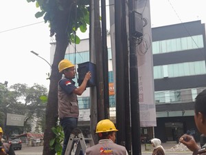 PLN Putus Aliran Listrik Pedagang Martabak di Medan