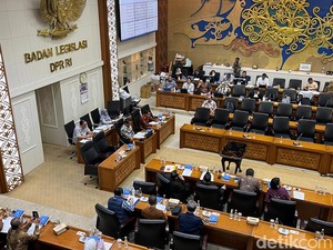 Panja DPR Sepakat Ubah Pasal Terkait Jumlah Menteri di RUU Kementerian