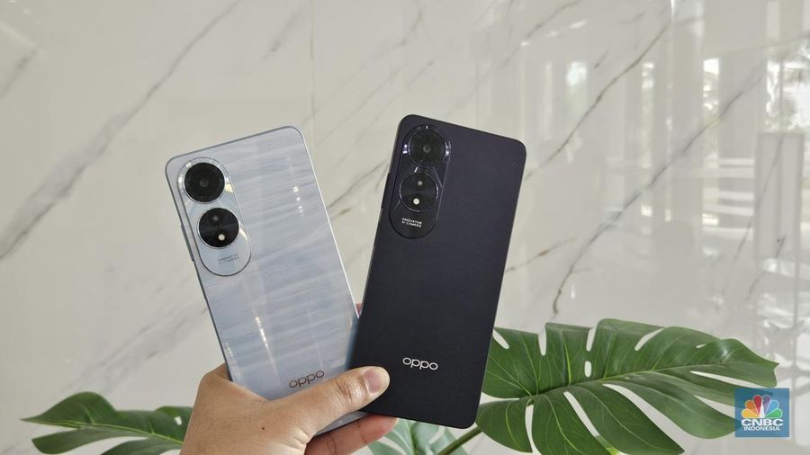 Setelah memulai debut di Vietnam, HP tahan banting Oppo A60 dipastikan bakal rilis di Indonesia besok, Jumat (17/5/2024). (CNBC Indonesia/Intan Rakhmayanti Dewi)