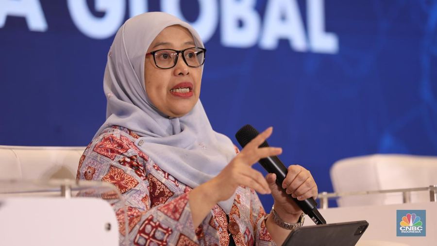 Asisten Perekonomian dan Keuangan Sekretariat Daerah Pemprov DKI Jakarta , Sri Haryati dalam rapat kerja Forum Kerja Sama Daerah Mitra Praja Utama 2024 di Hotel Borobudur, Jakarta, Jumat (17/5/2024). (CNBC Indonesia/Tri Susilo)