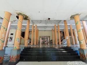 Kondisi Miris Gedung Kesenian Cirebon