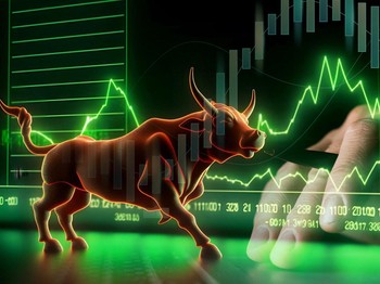 Melawan Arus: IHSG Trading Halt, 19 Saham Ini Malah Menguat Tajam