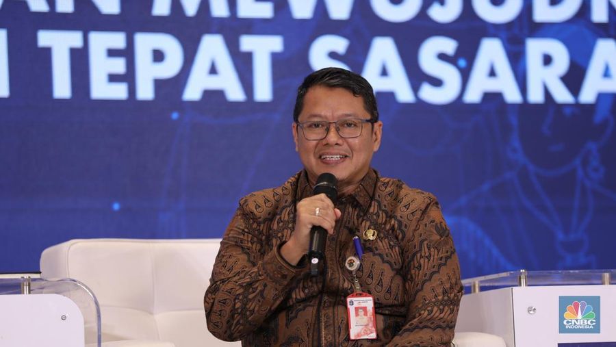 Kepala Dinas DUKCAPIL Jakarta, Budi Awaluddin dalam dalam rapat kerja Forum Kerja Sama Daerah Mitra Praja Utama 2024 di Hotel Borobudur, Jakarta, Jumat (17/5/2024). (CNBC Indonesia/Tri Susilo)