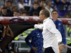 Ngamuk di Final Coppa Italia, Allegri Dihukum