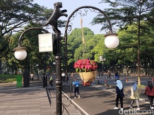 Suasana Balai Kota Bandung Bebas Kendaraan, ASN Pilih Berolahraga