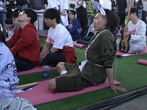 Korea Selatan Punya Lomba Melamun, Pemenangnya Dapat Piala