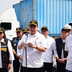 Airlangga Turun Gunung, Beberkan Borok Menahun Industri Tekstil RI