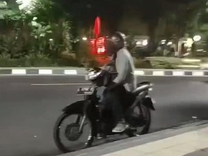 Viral Pria Pamer Kelamin di Kawasan Bambu Runcing Surabaya