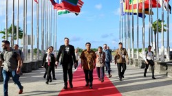 Luhut Sambut Kedatangan Elon Musk Jelang Peresmian Starlink