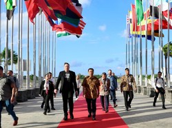 Luhut Sambut Kedatangan Elon Musk Jelang Peresmian Starlink