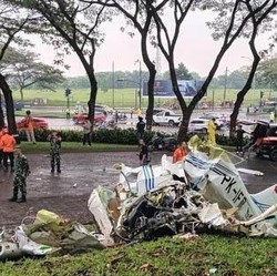 Pesawat Jatuh di BSD City Makan Nyawa 3 Korban
