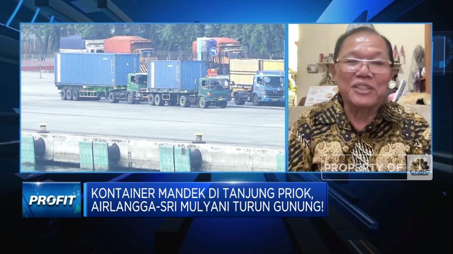 Aturan Impor Bikin Kontainer Mandek di Pelabuhan, Ini Kata Pengusaha(CNBC Indonesia TV)