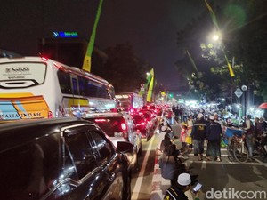 Pancoran Arah Kalibata Macet karena Acara Keagamaan, Ada Ruas Jalan Ditutup