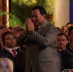 Cerita Prabowo Bertaruh dengan Menteri Lain Soal Target Ekonomi 8%