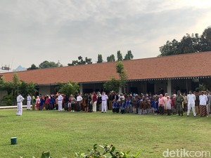 Unik, Museum Kebangkitan Nasional Gelar Upacara, Peserta Kenakan Pakaian Adat