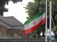 Presiden Meninggal, Kedubes Iran di RI Kibarkan Bendera Setengah Tiang