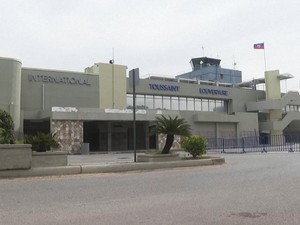 Bandara Haiti yang Sempat Dibajak Gangster Kini Dibuka Kembali