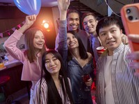Riset: 46% Gen Z Lebih Pilih Uang Daripada Percintaan