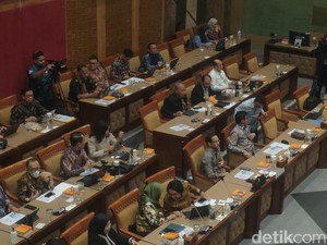Kemendikbudristek Luruskan Kesalahpahaman Terkait Polemik Kenaikan UKT