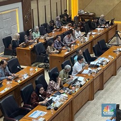 DPR Panggil Menkes BGS Bahas Efek Samping Vaksin AZ Hingga Isu DBD