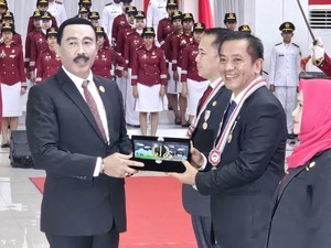 Bupati Karawang Dikukuhkan sebagai Alumni Kehormatan IPDN