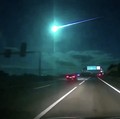 Meteor Besar Benar Jatuh, Warga Panik Berhamburan Keluar Rumah