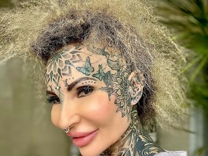 Punya Tato LV, Wanita Ini Ngarep Diperlakukan Istimewa