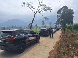 Pencinta Fortuner Rayakan Sweet Seventeen
