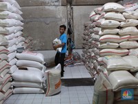 Potret Harga Beras di Jakarta Jelang Aturan Eceran Tertinggi Baru