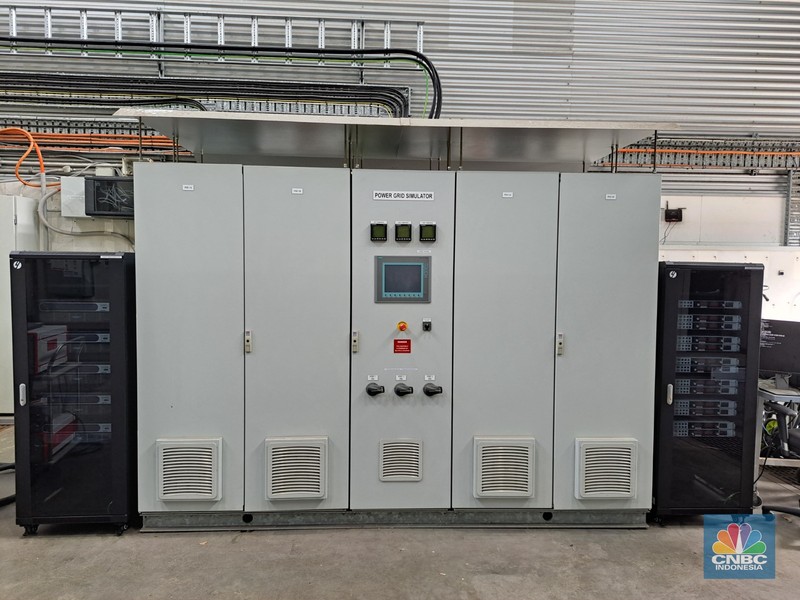 Pusat penelitian sains dan industri di bidang energi, CSIRO, di Newcastle, New South Wales, Australia. Australia memiliki ambisi besar dalam transisi energi dengan target 82% penggunaan energi terbarukan dalam jaringan kelistrikan pada 2030. Pusat penelitian sains dan industri di bidang energi, CSIRO, di Newcastle, New South Wales, Australia. Australia memiliki ambisi besar dalam transisi energi dengan target 82% penggunaan energi terbarukan dalam jaringan kelistrikan pada 2030. (CNBC Indonesia/Lucky Leonard)