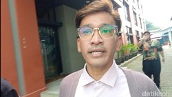 Ruben Onsu Lega Sudah Diputus Cerai dengan Sarwendah