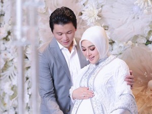 Kabar Bahagia, Syahrini Umumkan Hamil Anak Pertama