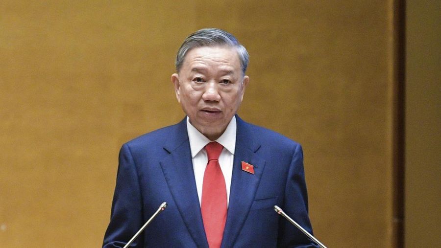 To Lam mengambil sumpah jabatan tersebut setelah ia terpilih menjadi presiden pada Majelis Nasional di Hanoi, Vietnam pada Rabu 22 Mei 2024. (Pham Trung Kien/VNA via AP)