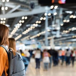 Mau Liburan ke Luar Negeri Tanpa Kuras Tabungan? Ini Caranya