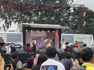 Lepas Rindu Banda Neira Lewat Ananda Badudu di BNI Java Jazz Festival 2024
