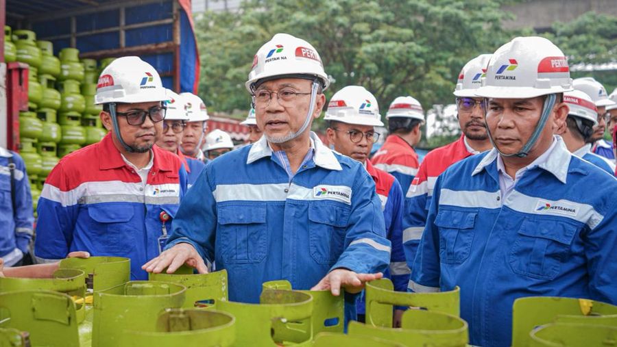 Menteri Perdagangan Zulkifli Hasan kunjungi Stasiun Pengisian Bulk Elpiji (SPBE) di Tanjung Priok, Jakarta Utara. (Dok: PT Pertamina Patra Niaga)