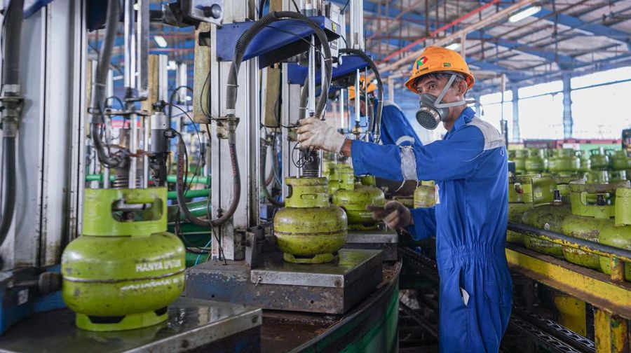 Menteri Perdagangan Zulkifli Hasan kunjungi Stasiun Pengisian Bulk Elpiji (SPBE) di Tanjung Priok, Jakarta Utara. (Dok: PT Pertamina Patra Niaga)
