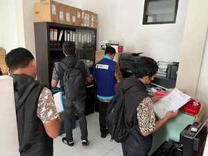 Kantor Dispendukcapil Malang Digeledah Polisi Buntut OTT Pungli KTP