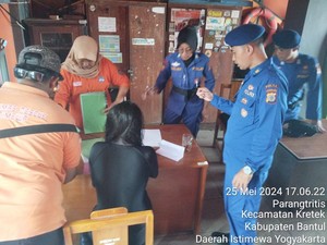 Nekat Main Air di Daerah Palung Pantai Parangtritis, 3 Wisatawan Terseret Ombak