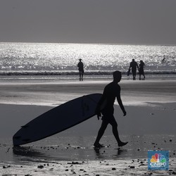 Diterjang Abrasi, Pantai Kuta Bali Terkikis Puluhan Meter