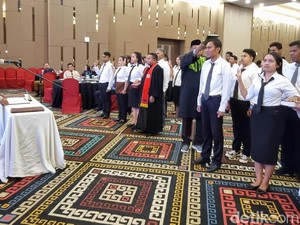 KPU Kupang Lantik 153 Anggota PPS Pilkada 2024, Ada Kaum Disabilitas