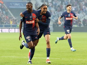 Kalahkan Lyon 2-1, PSG Juara Coupe de France