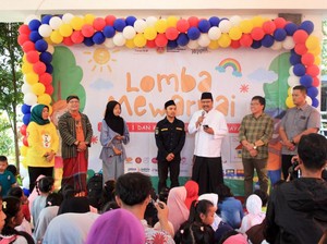 Bertemu Ratusan Siswa SD, Gus Ipul Beberkan Manfaat Menggambar Sejak Dini